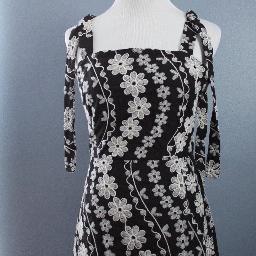 NWT Rihoas Dress - Picture 2 of 6